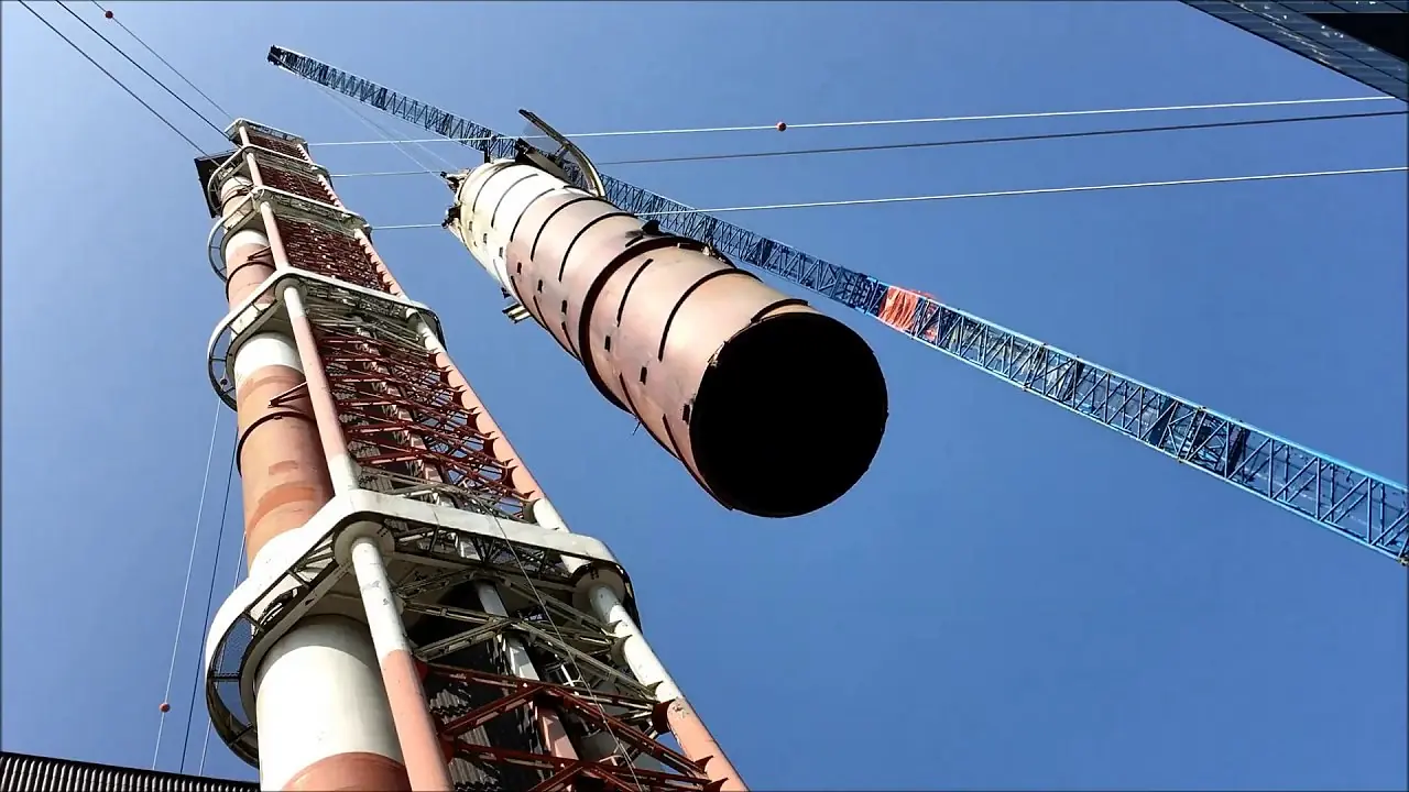 189 Meter Auslegerlänge für Kaminabbruch Slide