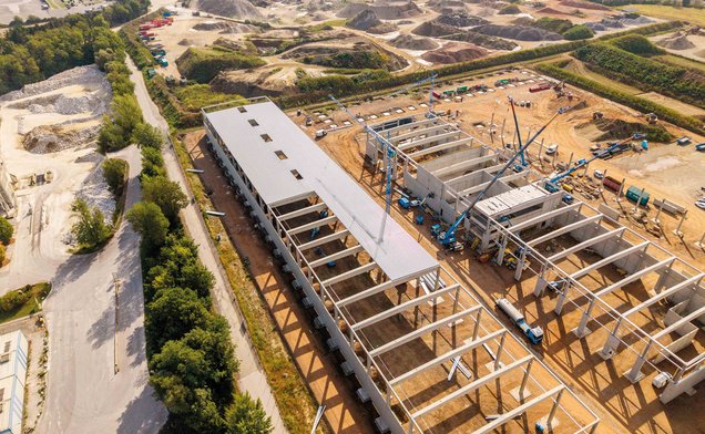 Slide Нейдерласунг Сейерберг-Пирка нова сграда