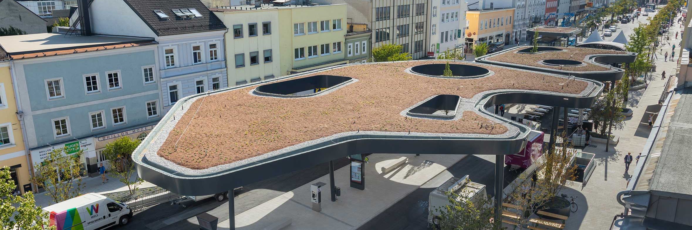 Paving work at Kaiser-Josef-Platz in Wels Slider