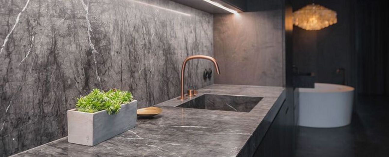 Küchenarbeitsplatte aus Naturstein