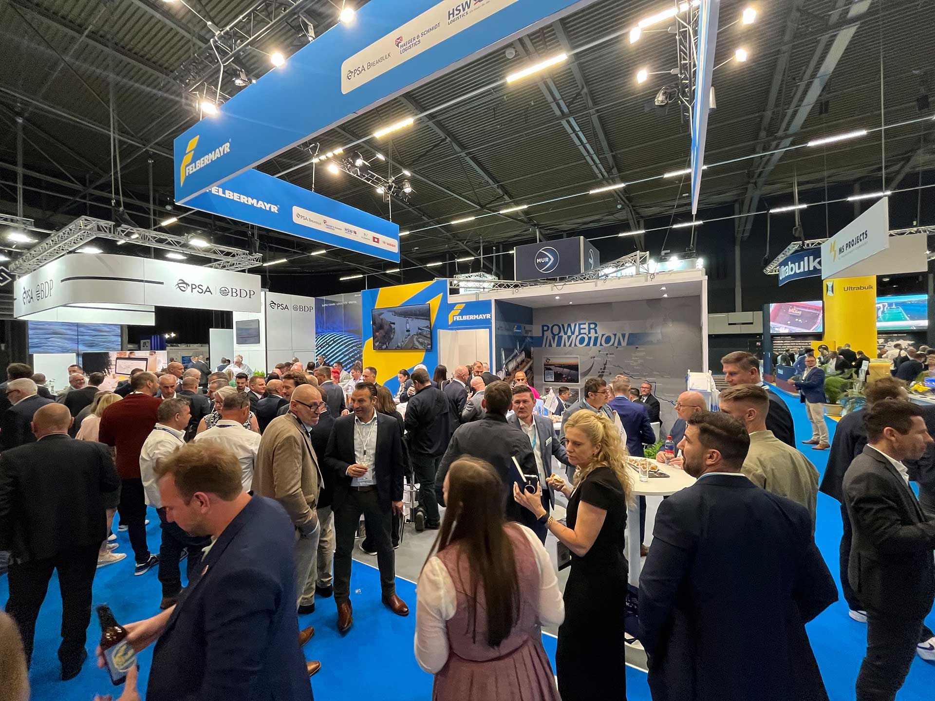 Transport and lifting technology in Rotterdam Slider